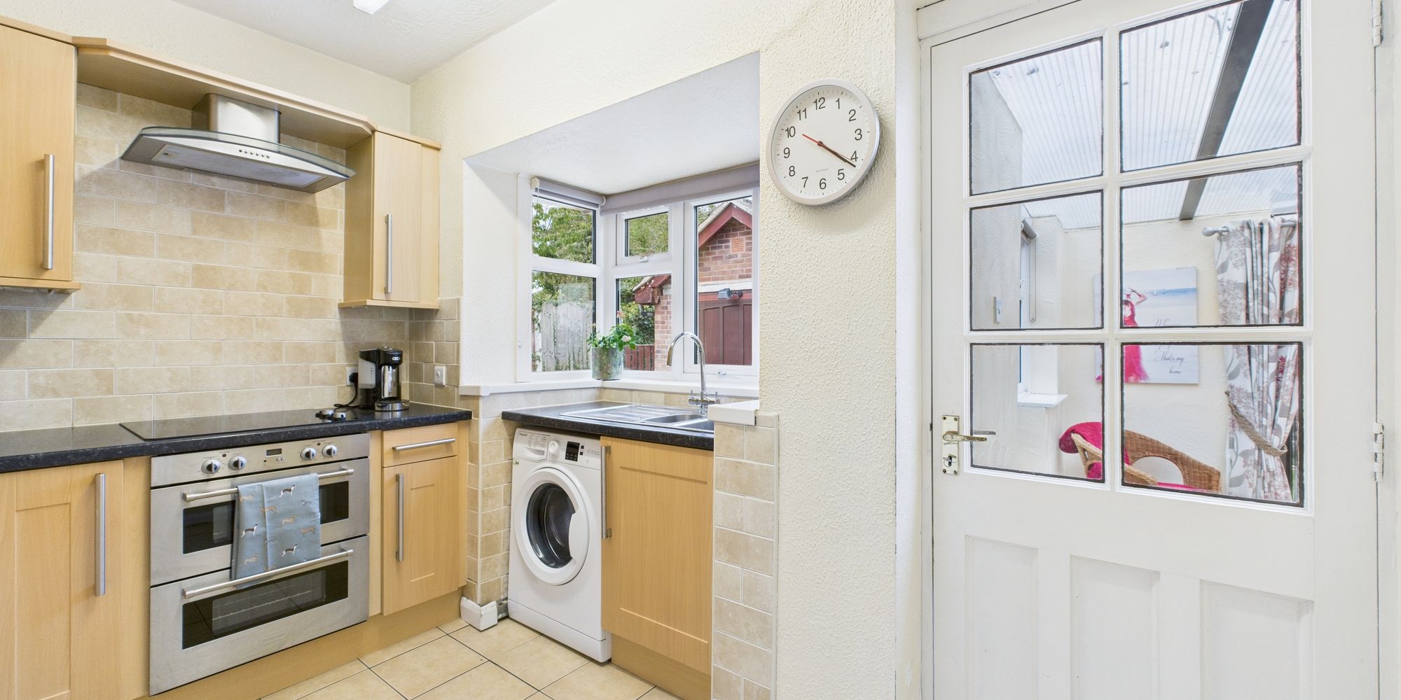 Grove Gardens, Littleton, CH3