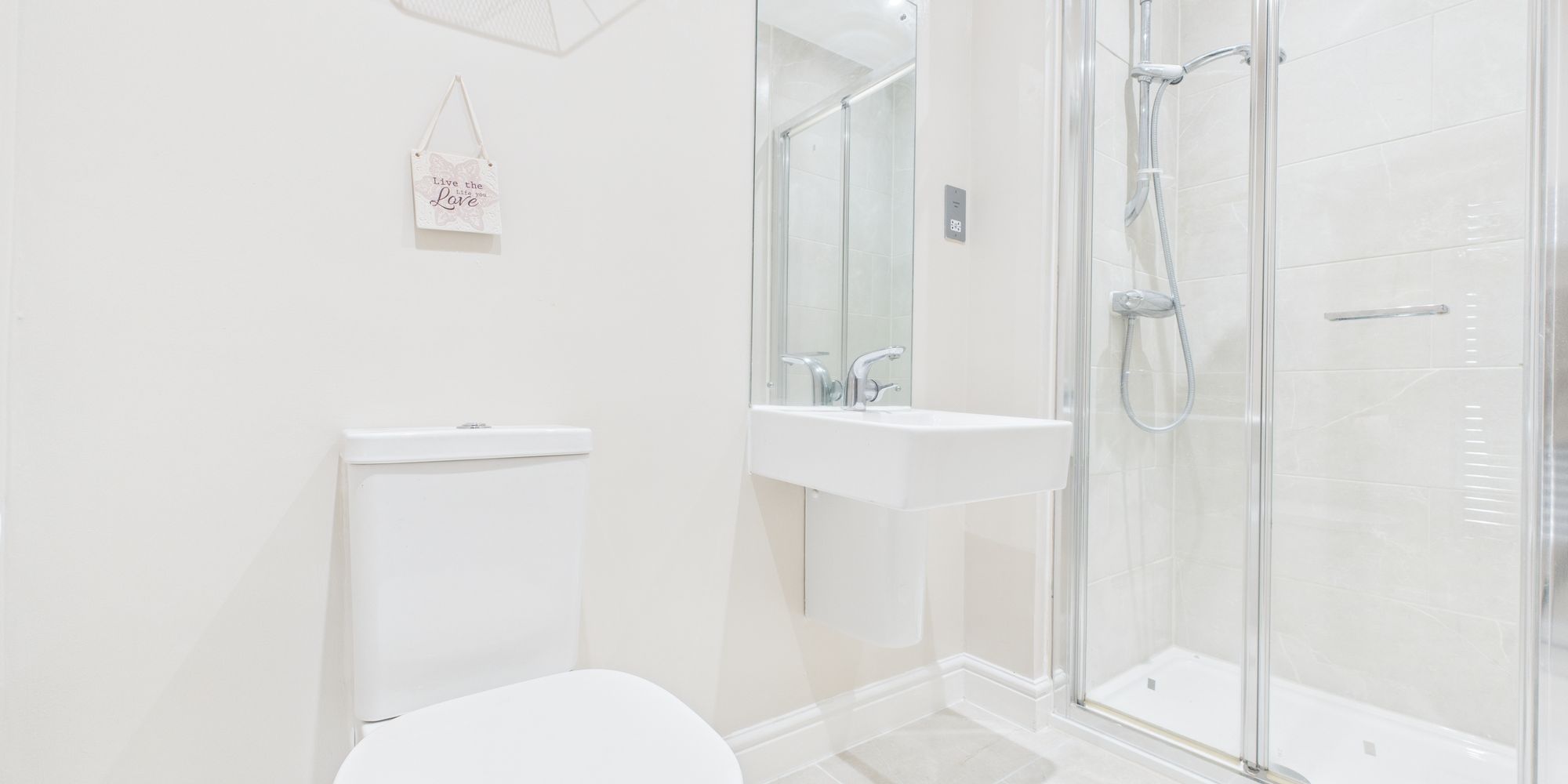 Arnhem Way, Saighton, CH3