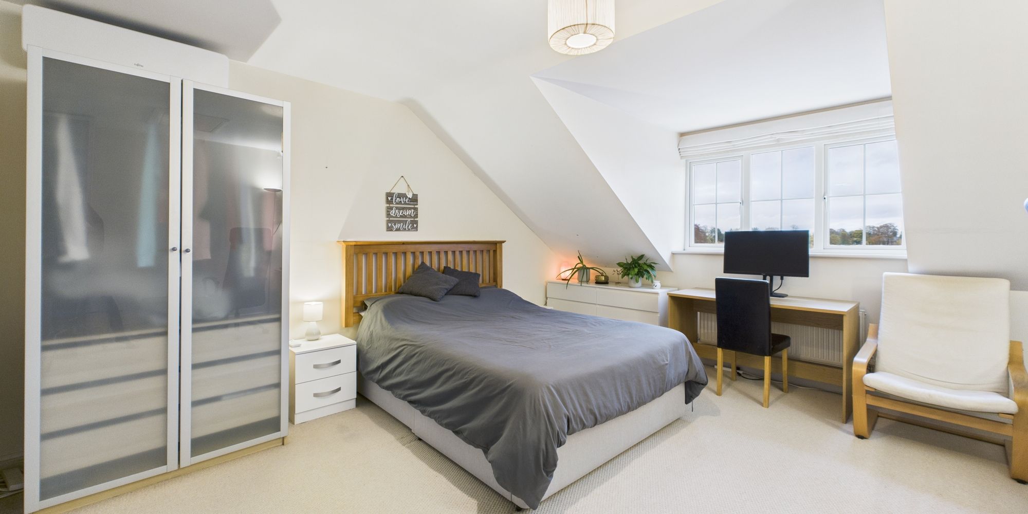 Hoole Lane, Hoole, CH2