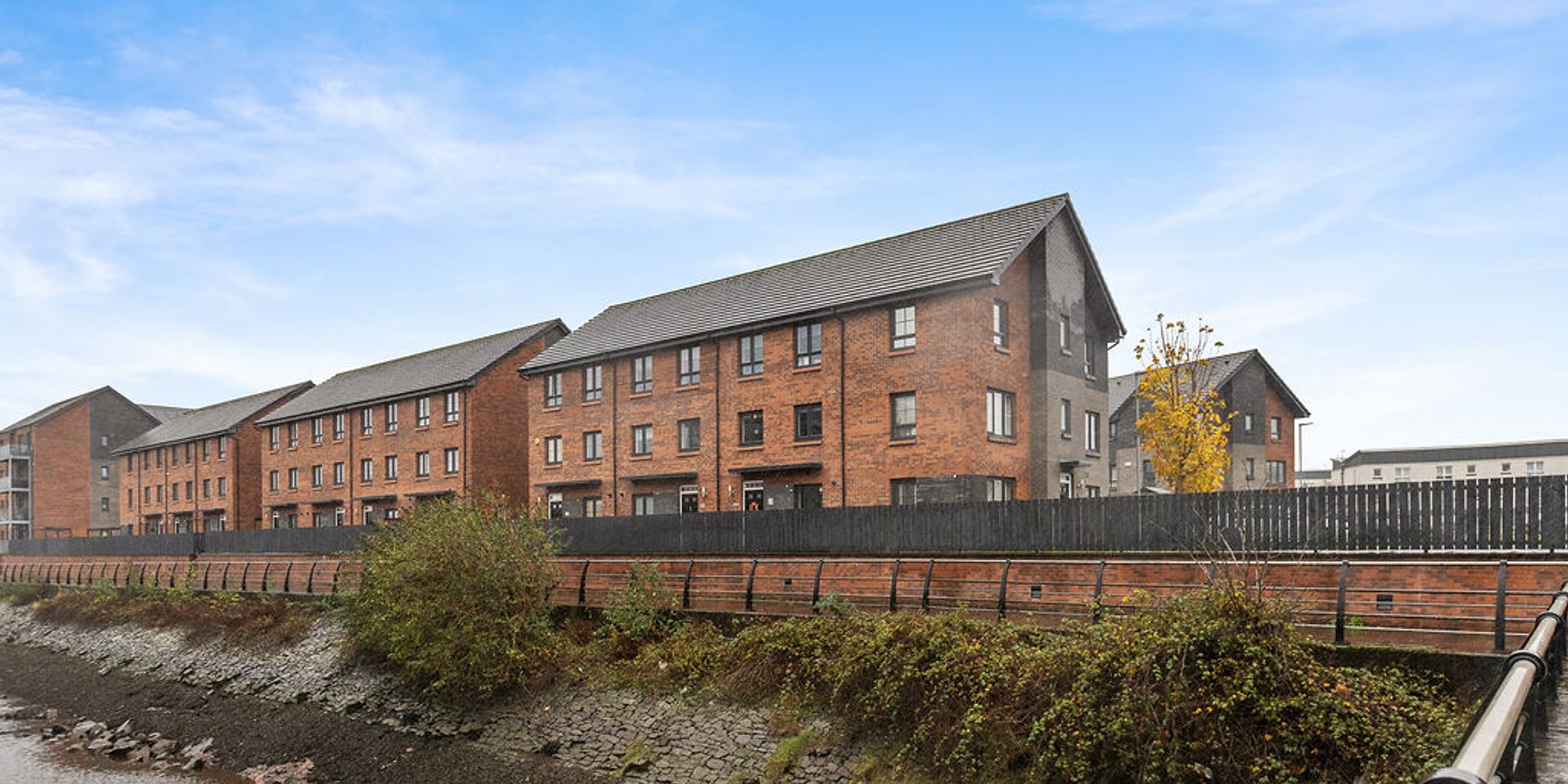 7 Fingal Avenue, Renfrew