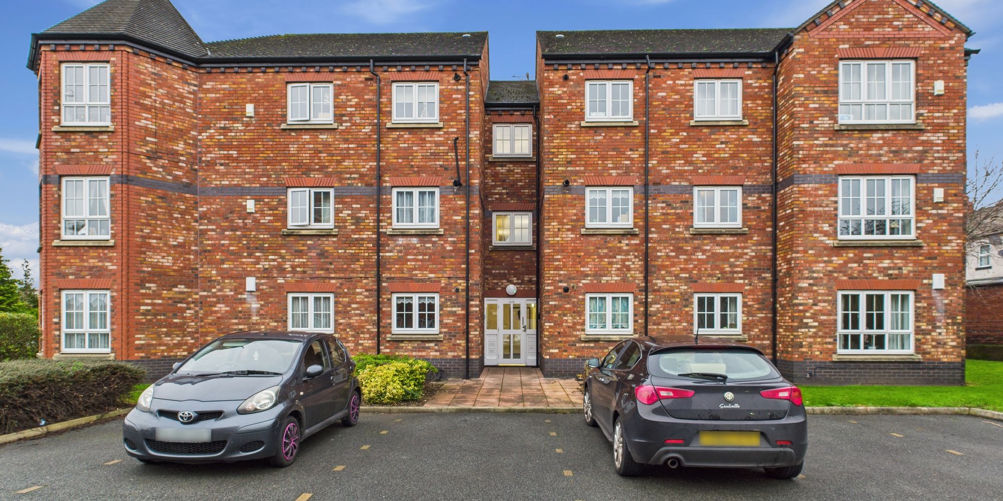 Thomas Brassey Close, Hoole, CH2