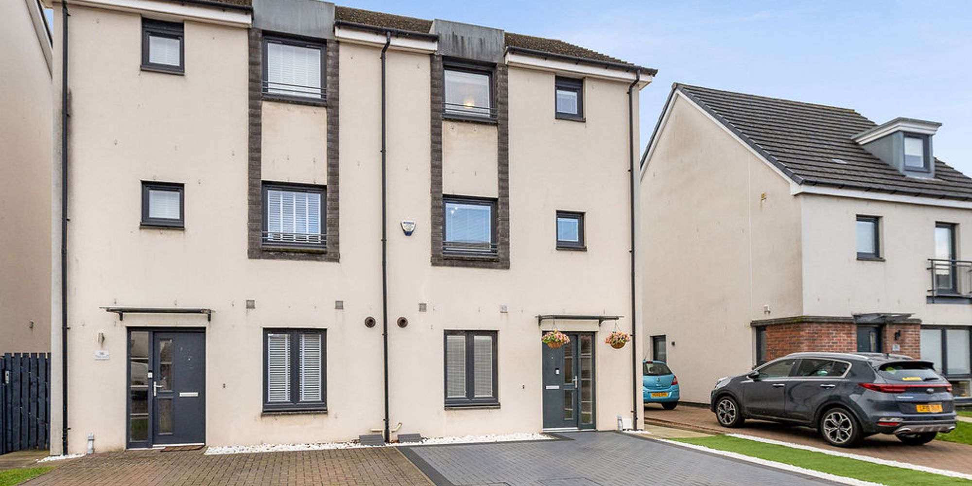 34 Crofton Avenue, Renfrew
