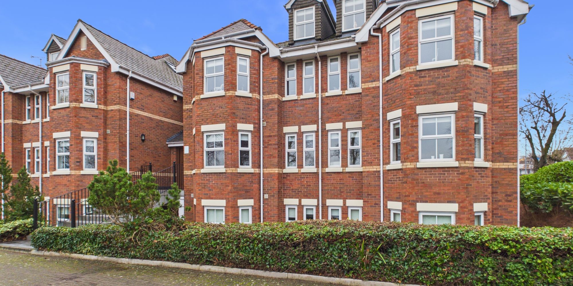 Hoole Road, Hoole, CH2