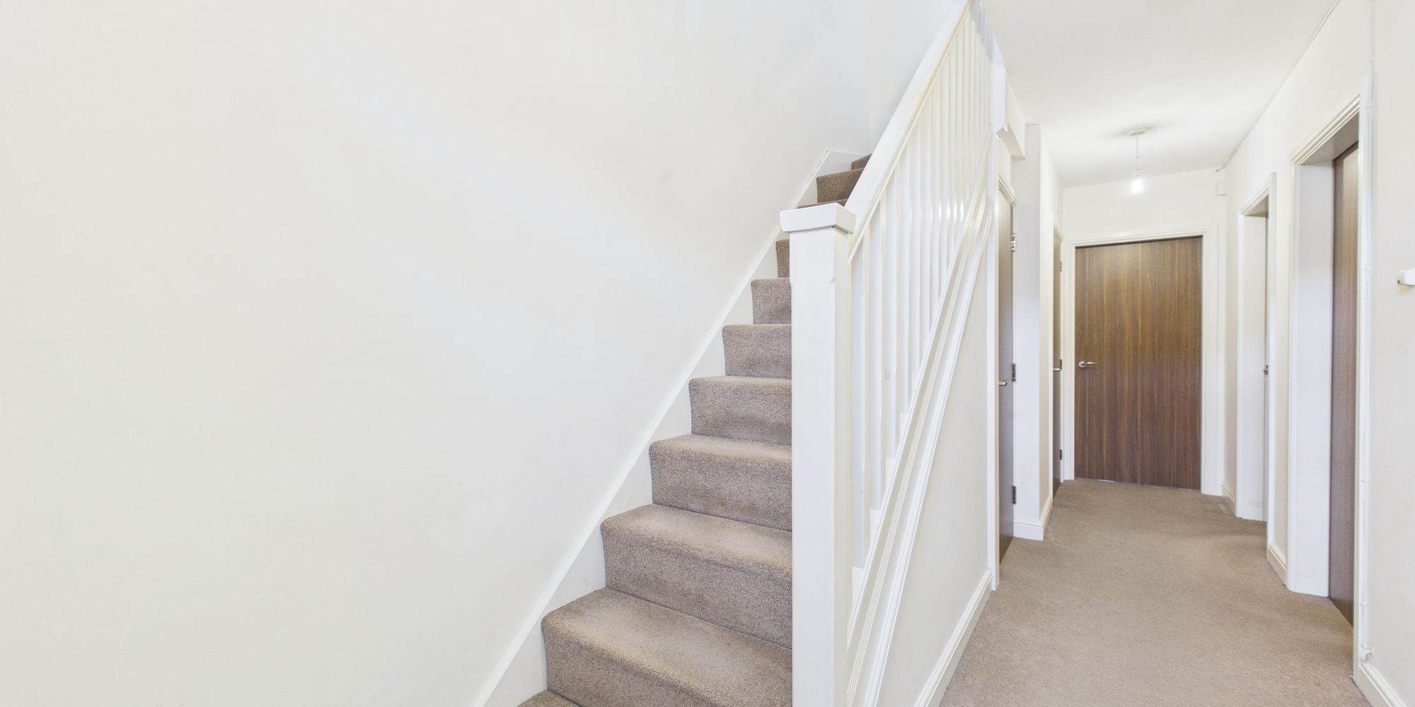 Upton Grange, Upton, CH2