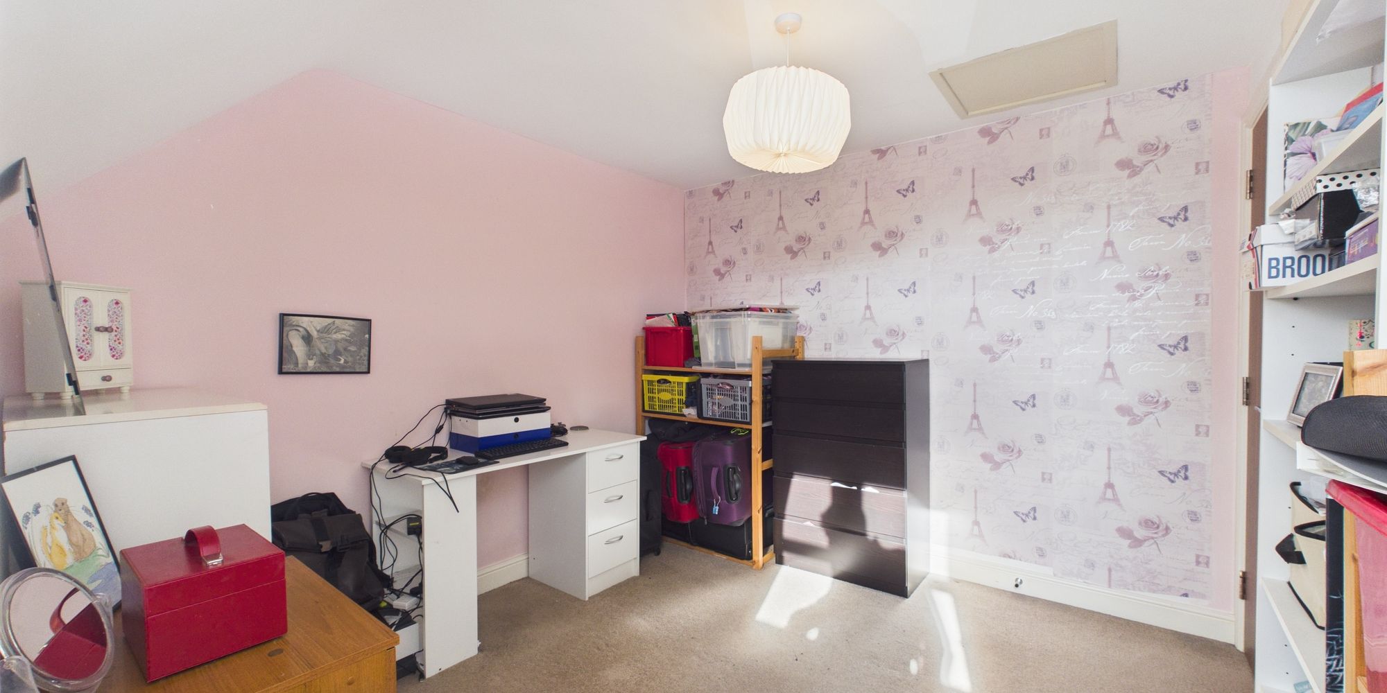 Upton Grange, Upton, CH2