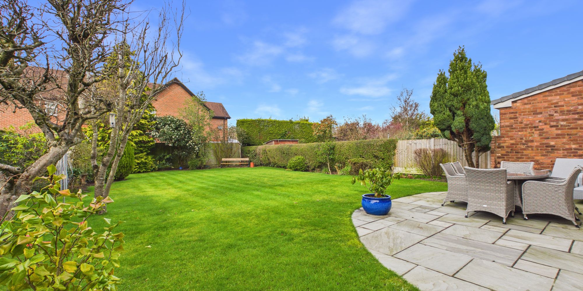Brooke Avenue, Upton, CH2
