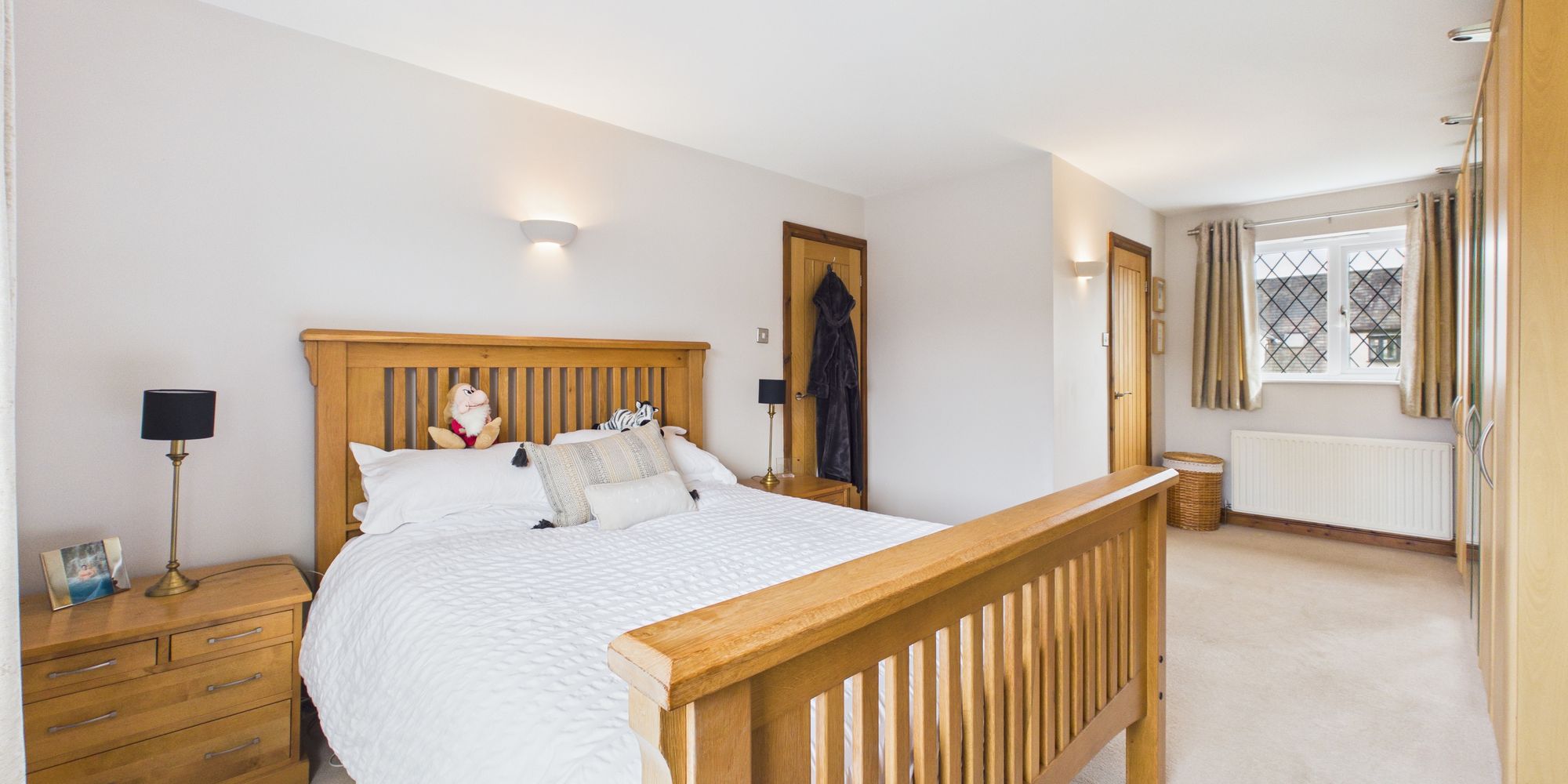 Brooke Avenue, Upton, CH2