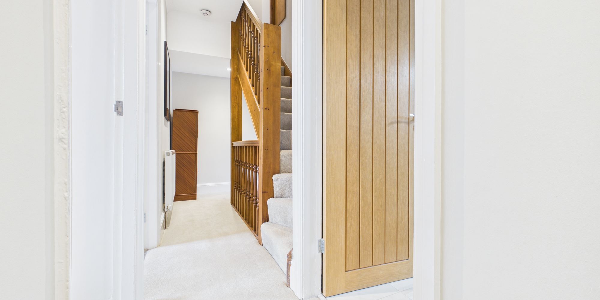 Brooke Avenue, Upton, CH2