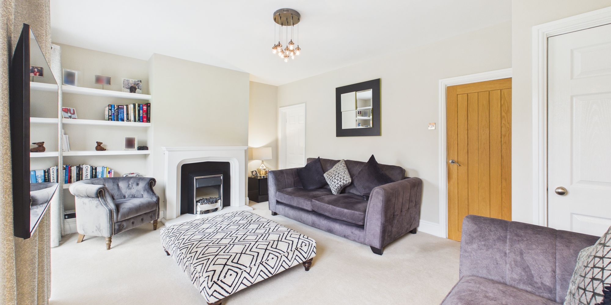 Brooke Avenue, Upton, CH2