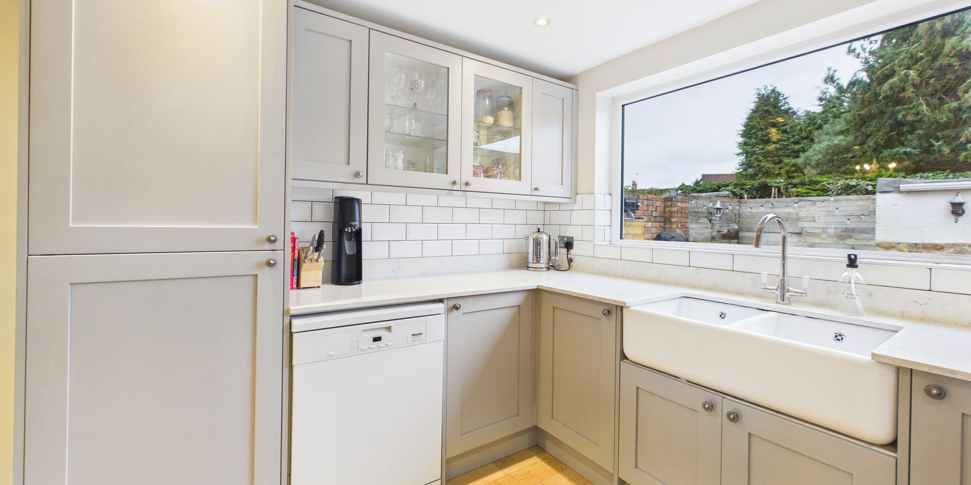 Vicars Cross Road, Vicars Cross, CH3