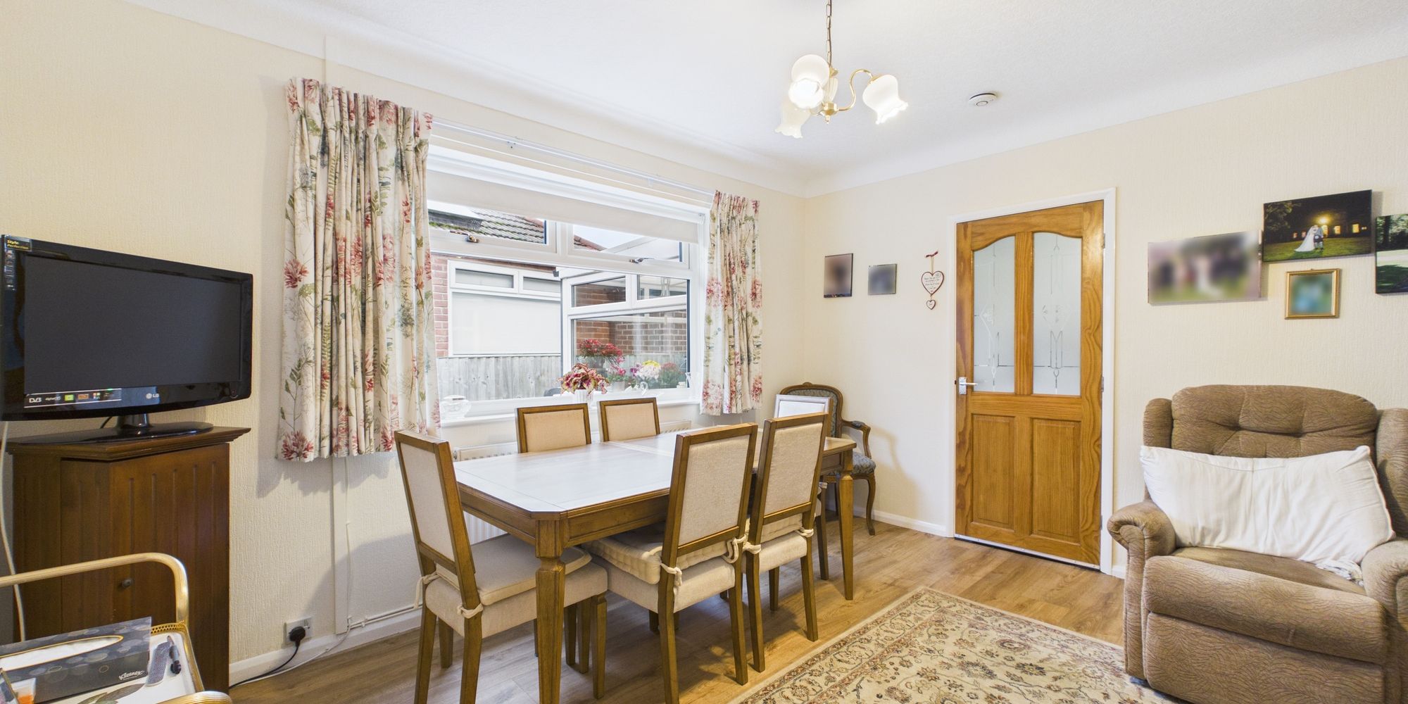 Kendal Close, Newton, CH2