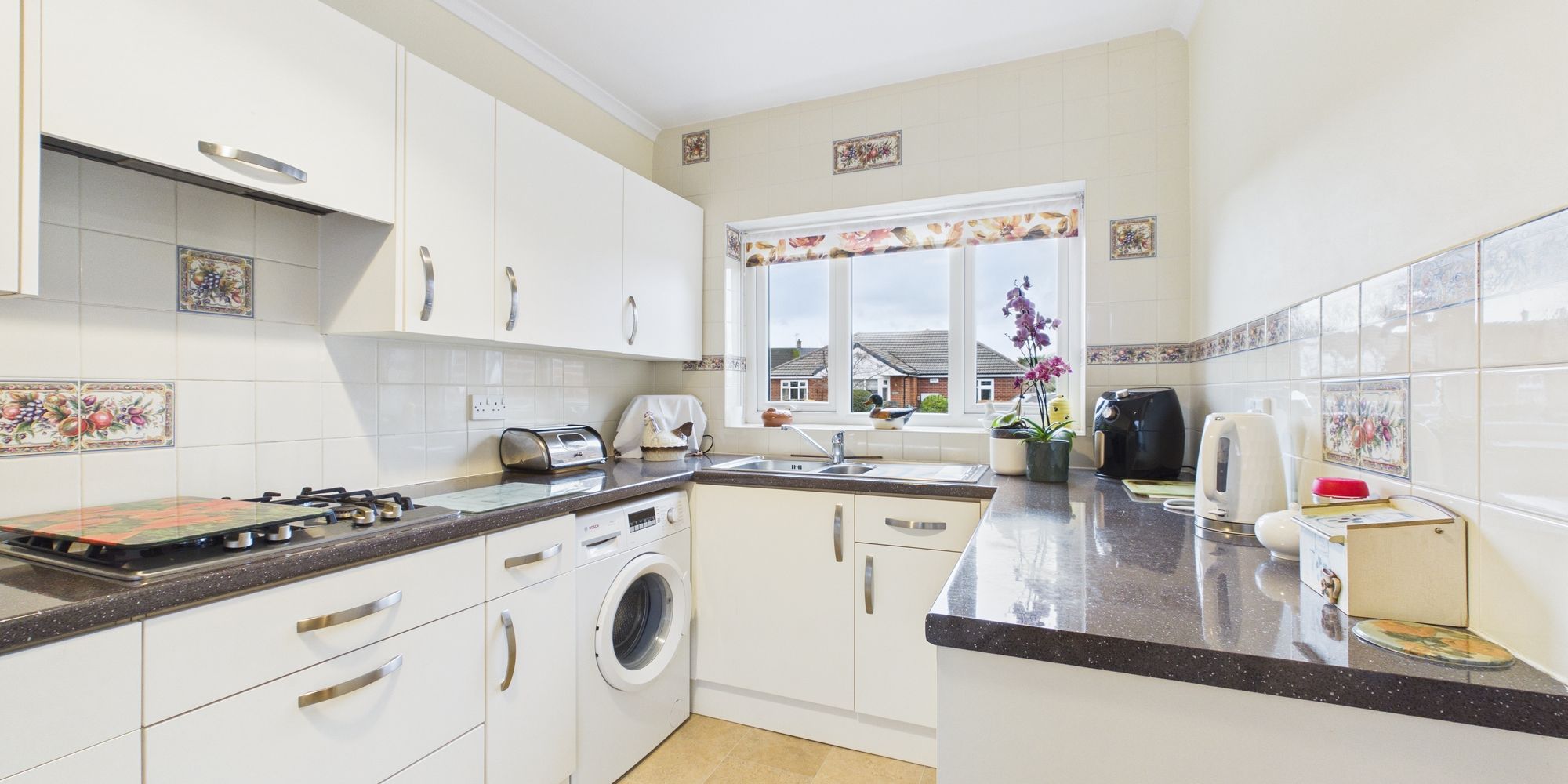 Kendal Close, Newton, CH2