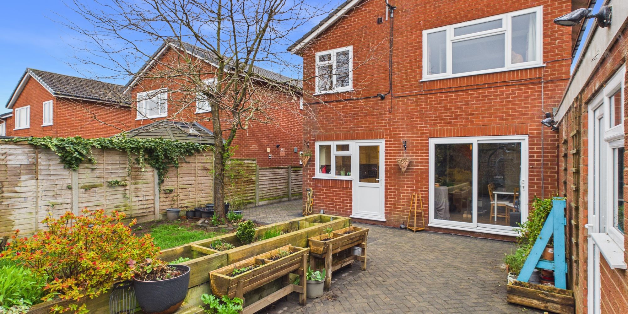 Weaver Grove, Mickle Trafford, CH2