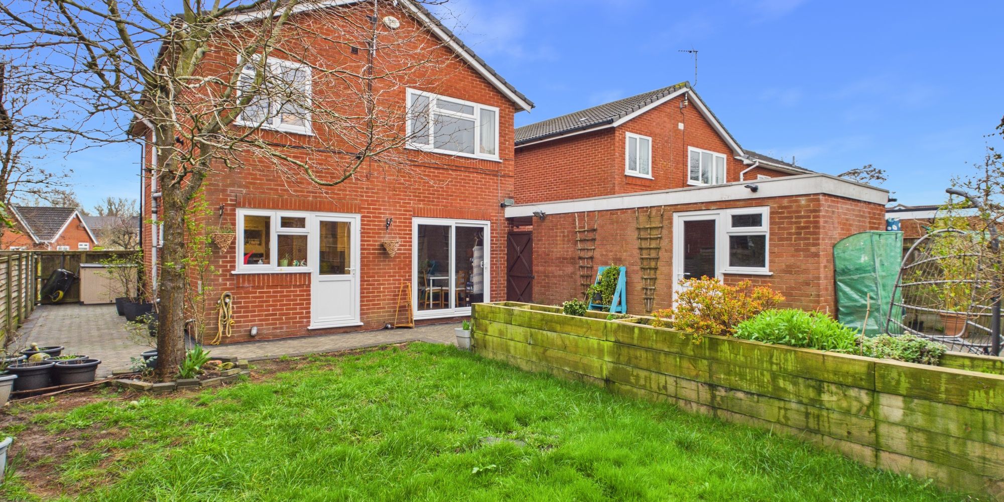 Weaver Grove, Mickle Trafford, CH2