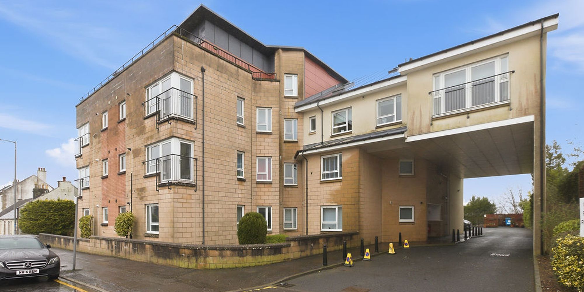1/4 140, Main Road, Elderslie