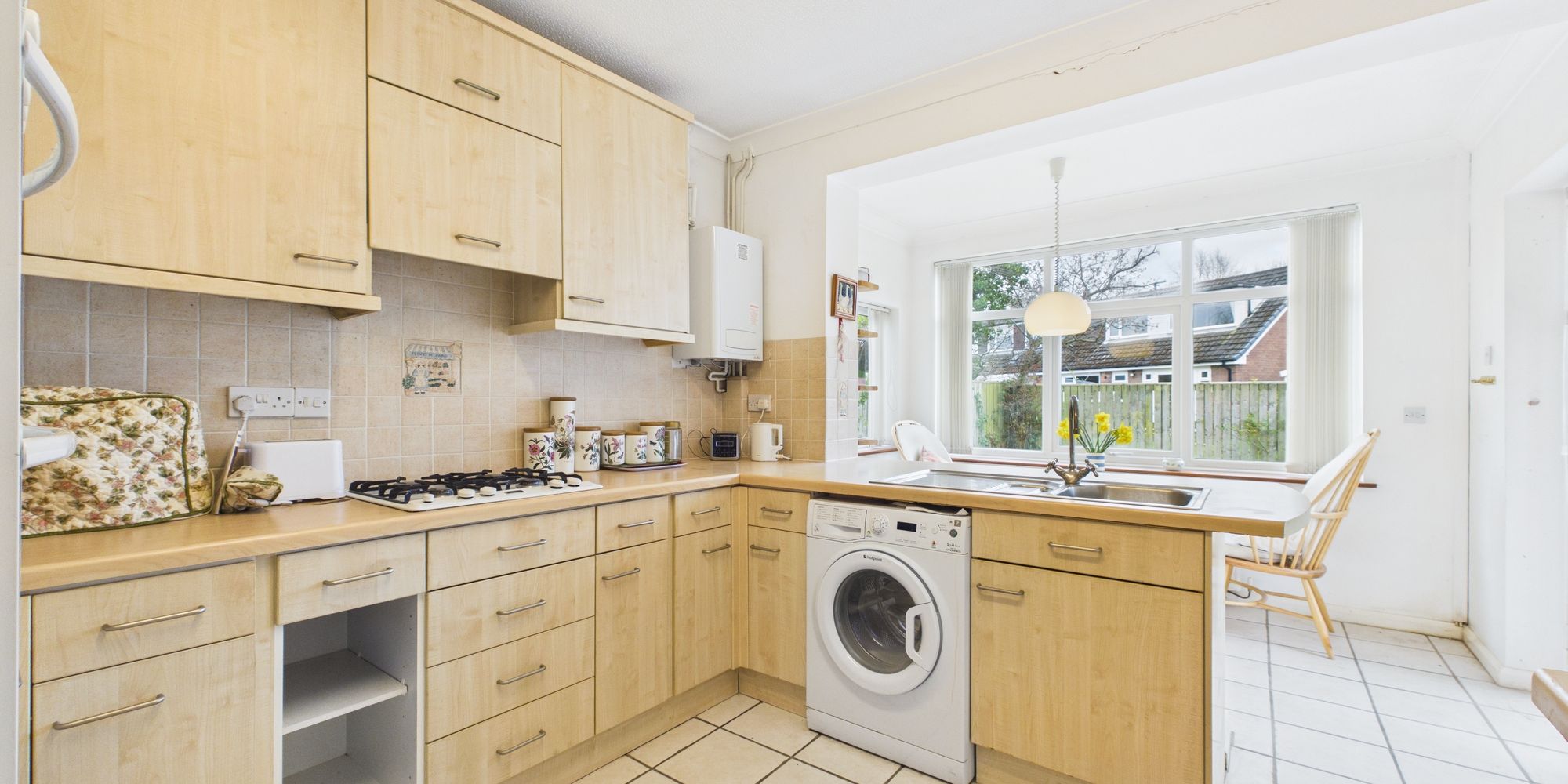 Rushton Drive, Upton, CH2
