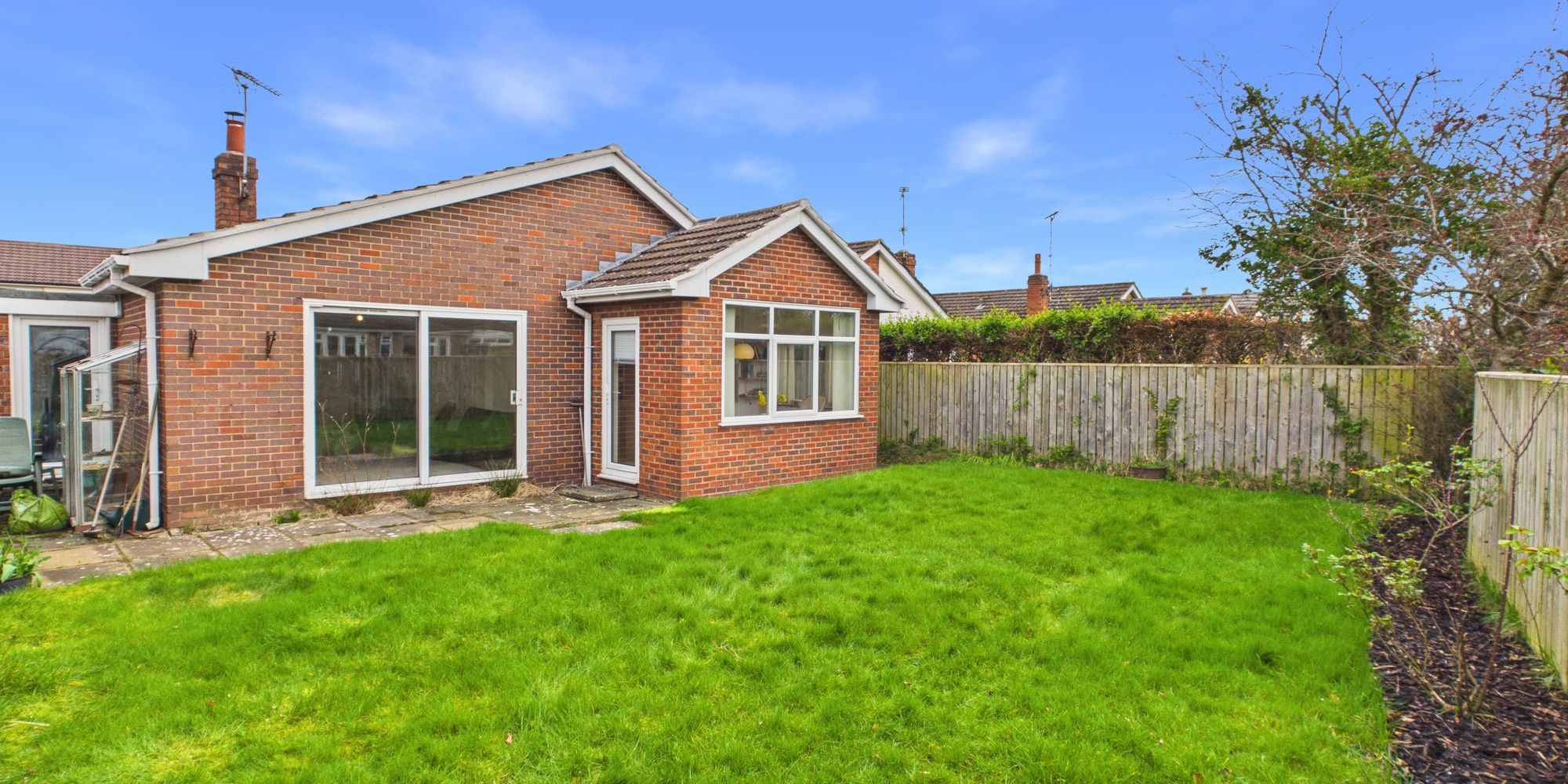 Rushton Drive, Upton, CH2
