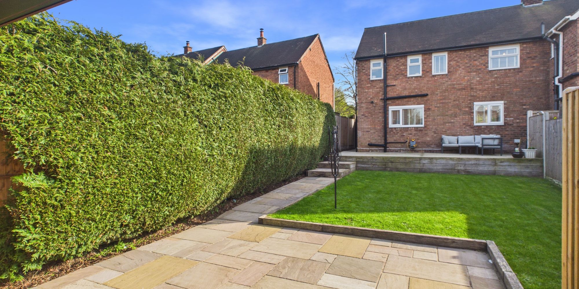 Broxton Road, Clutton, CH3