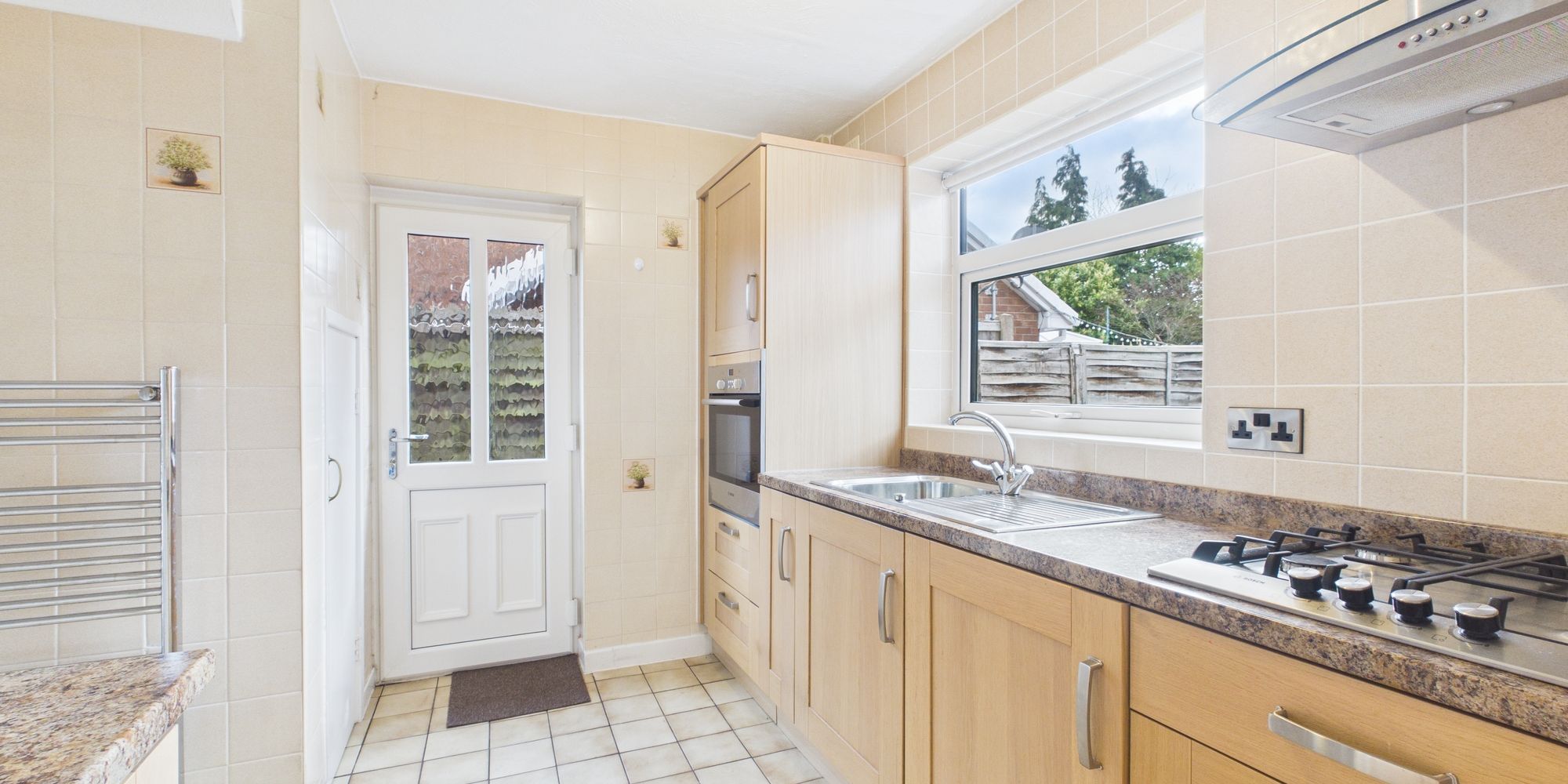 Shepherds Lane, Newton, CH2