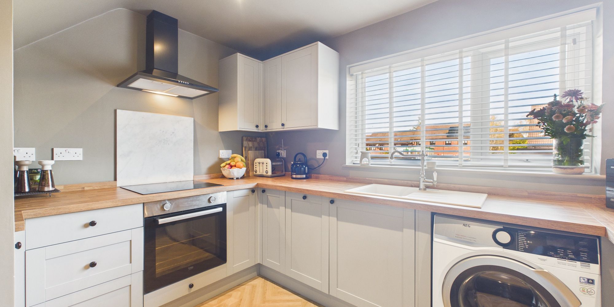 Broxton Road, Clutton, CH3