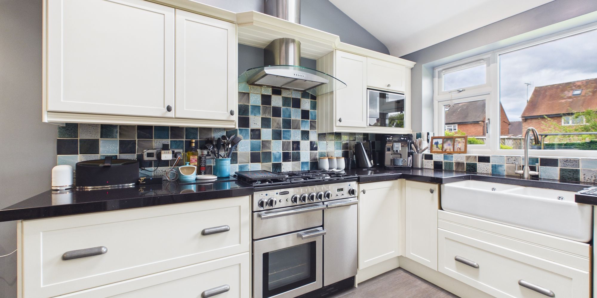 Maytree Avenue, Vicars Cross, CH3