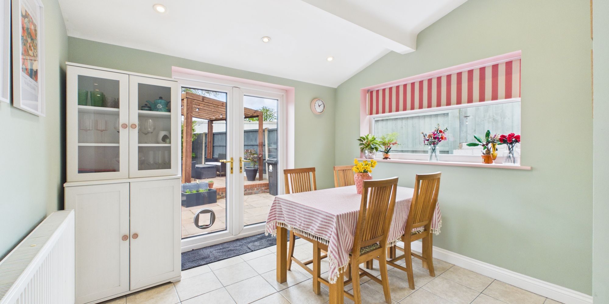 Pearl Lane, Vicars Cross, CH3