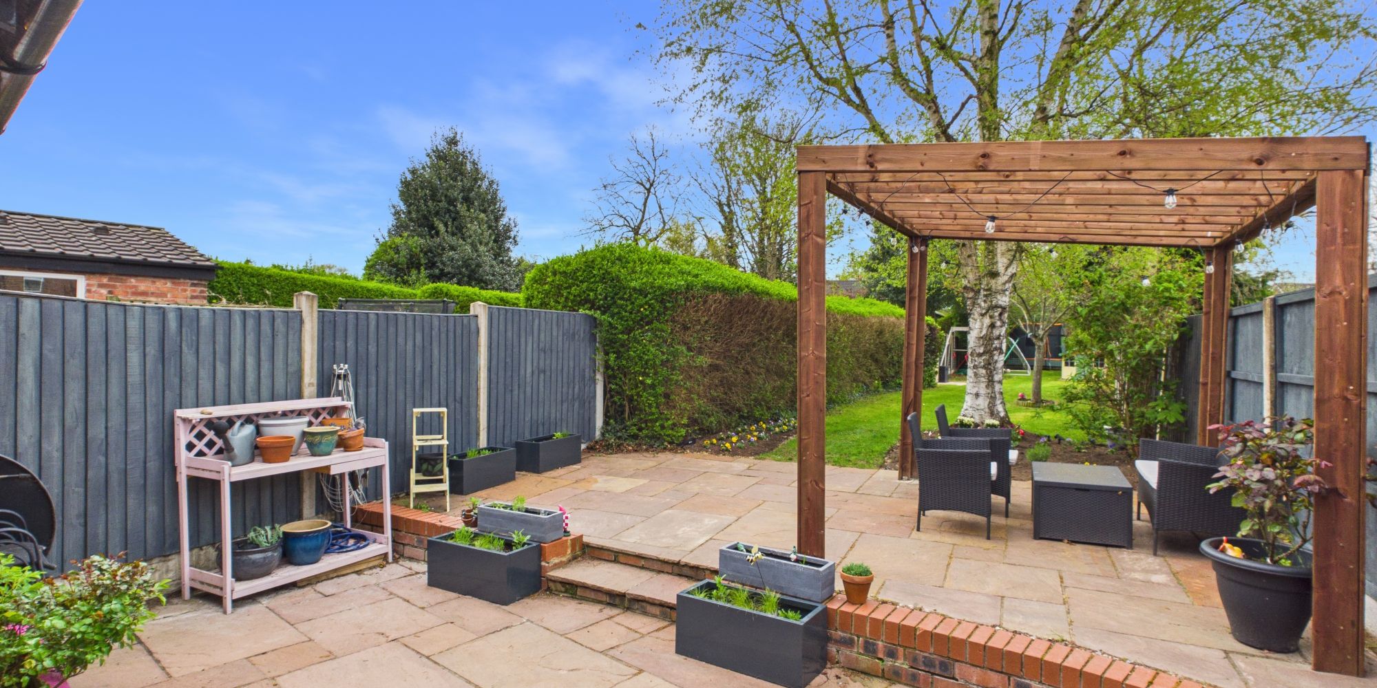 Pearl Lane, Vicars Cross, CH3