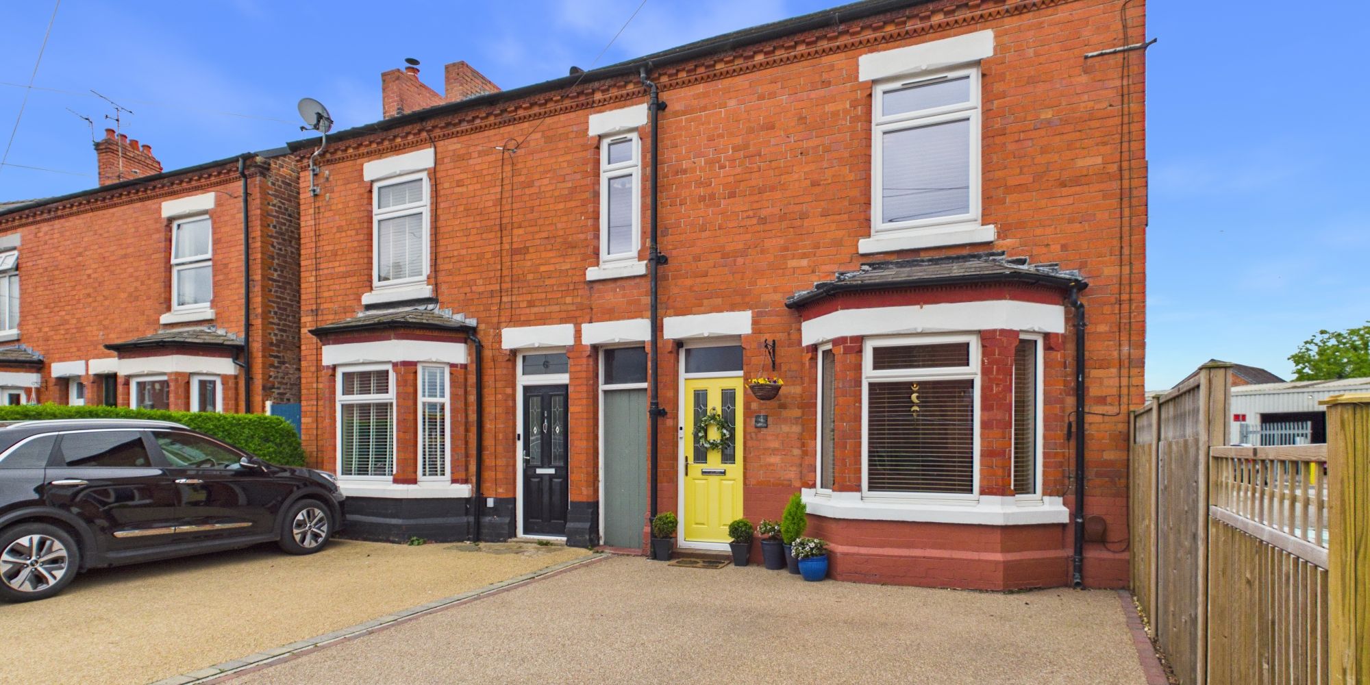 Pearl Lane, Vicars Cross, CH3