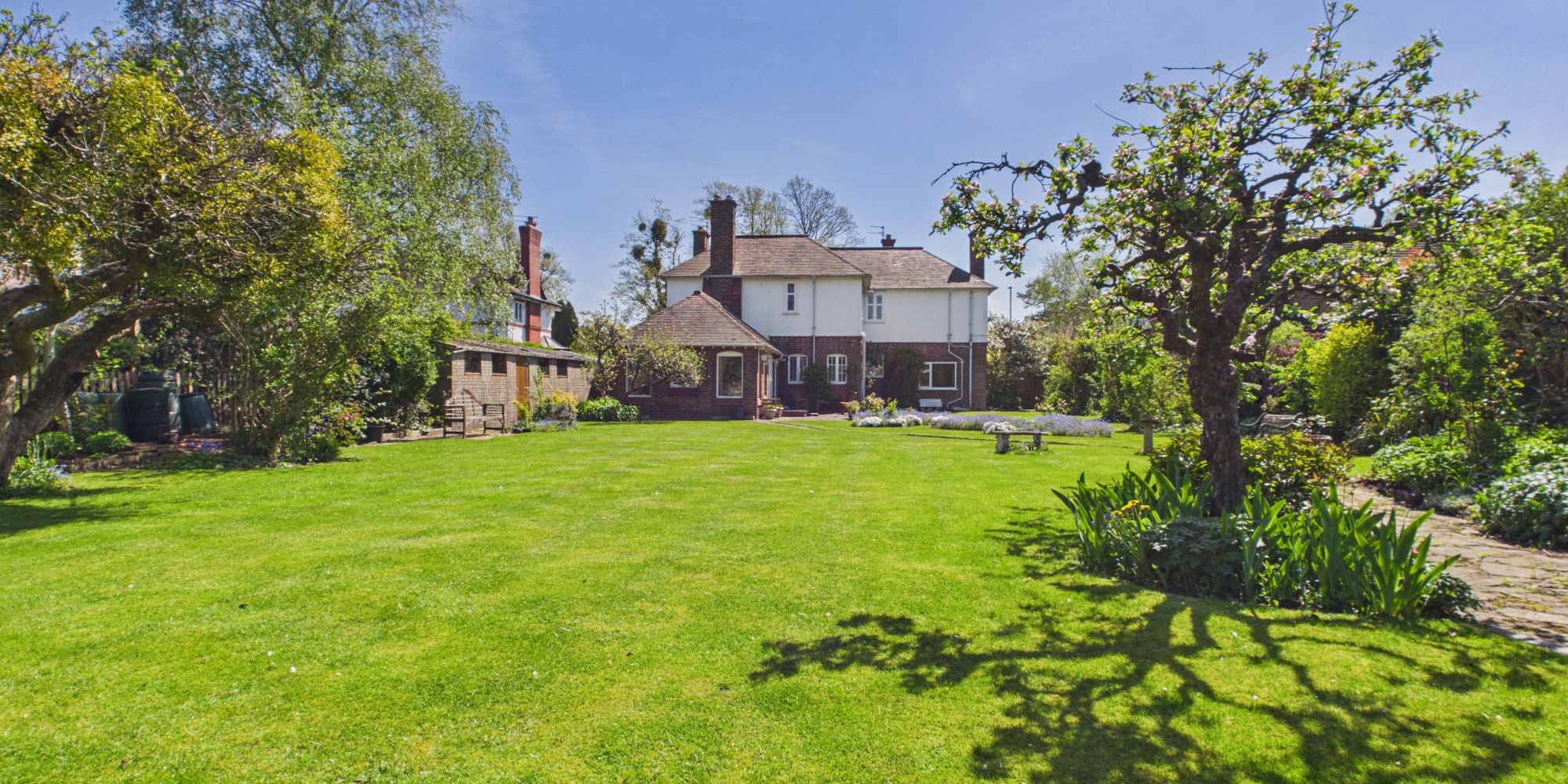 Lache Lane, Chester, CH4