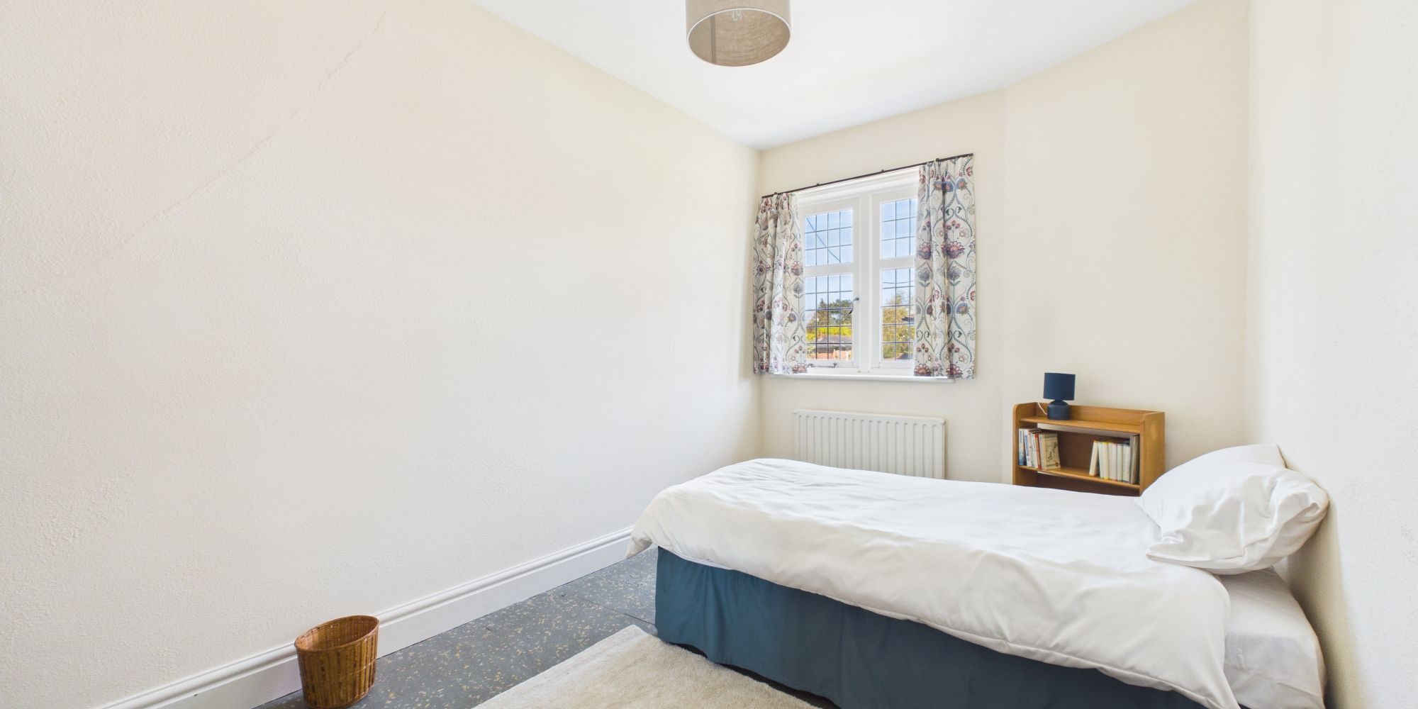 Lache Lane, Chester, CH4