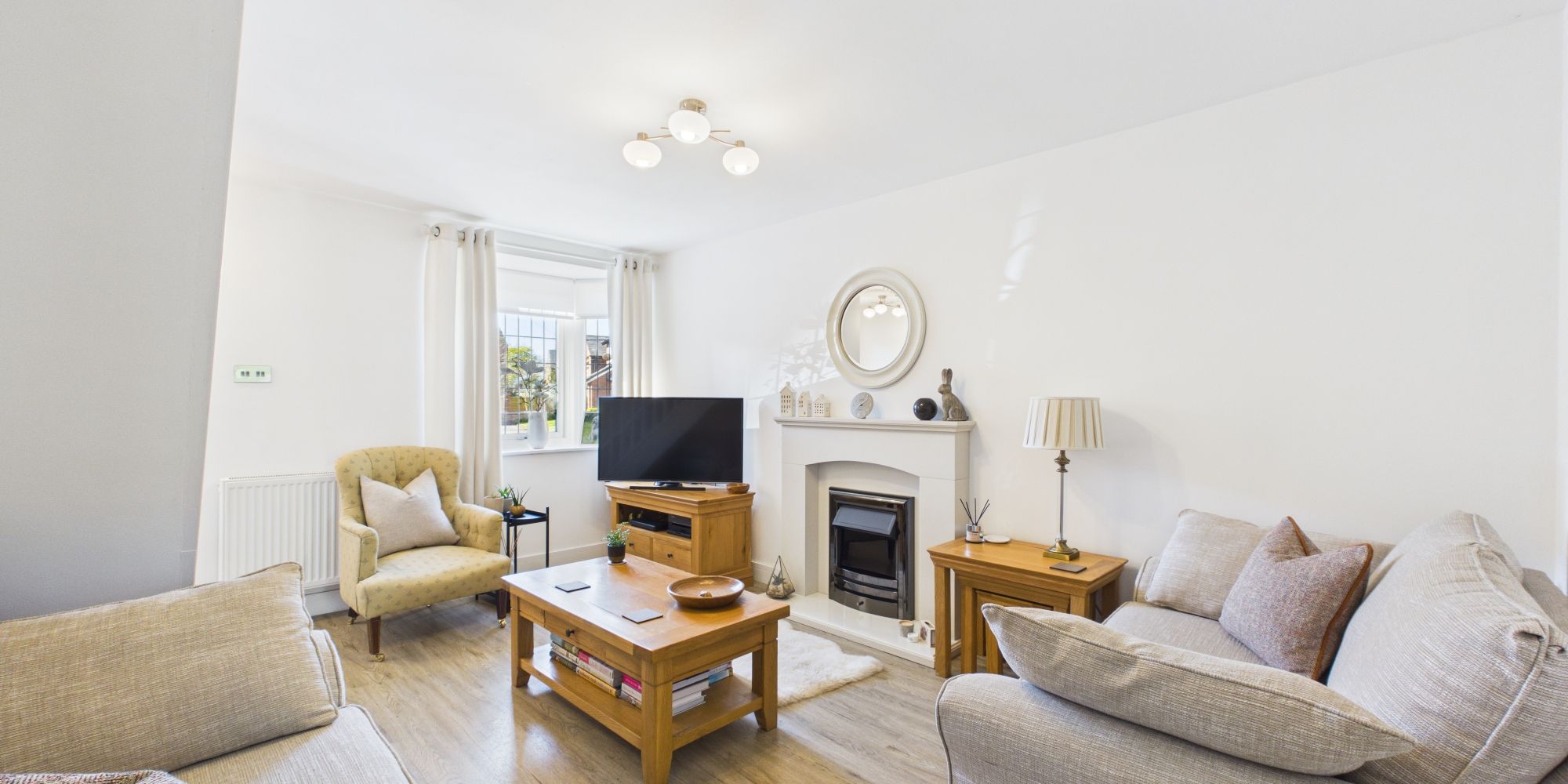 Barnston Court, Farndon, CH3