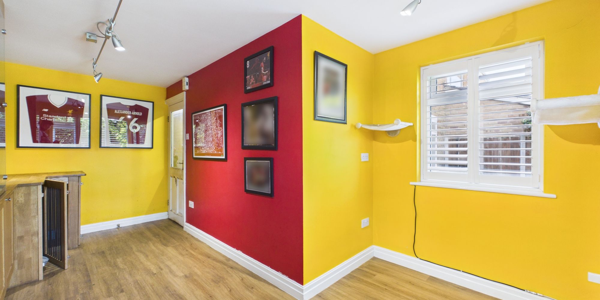 Rushton Drive, Upton, CH2