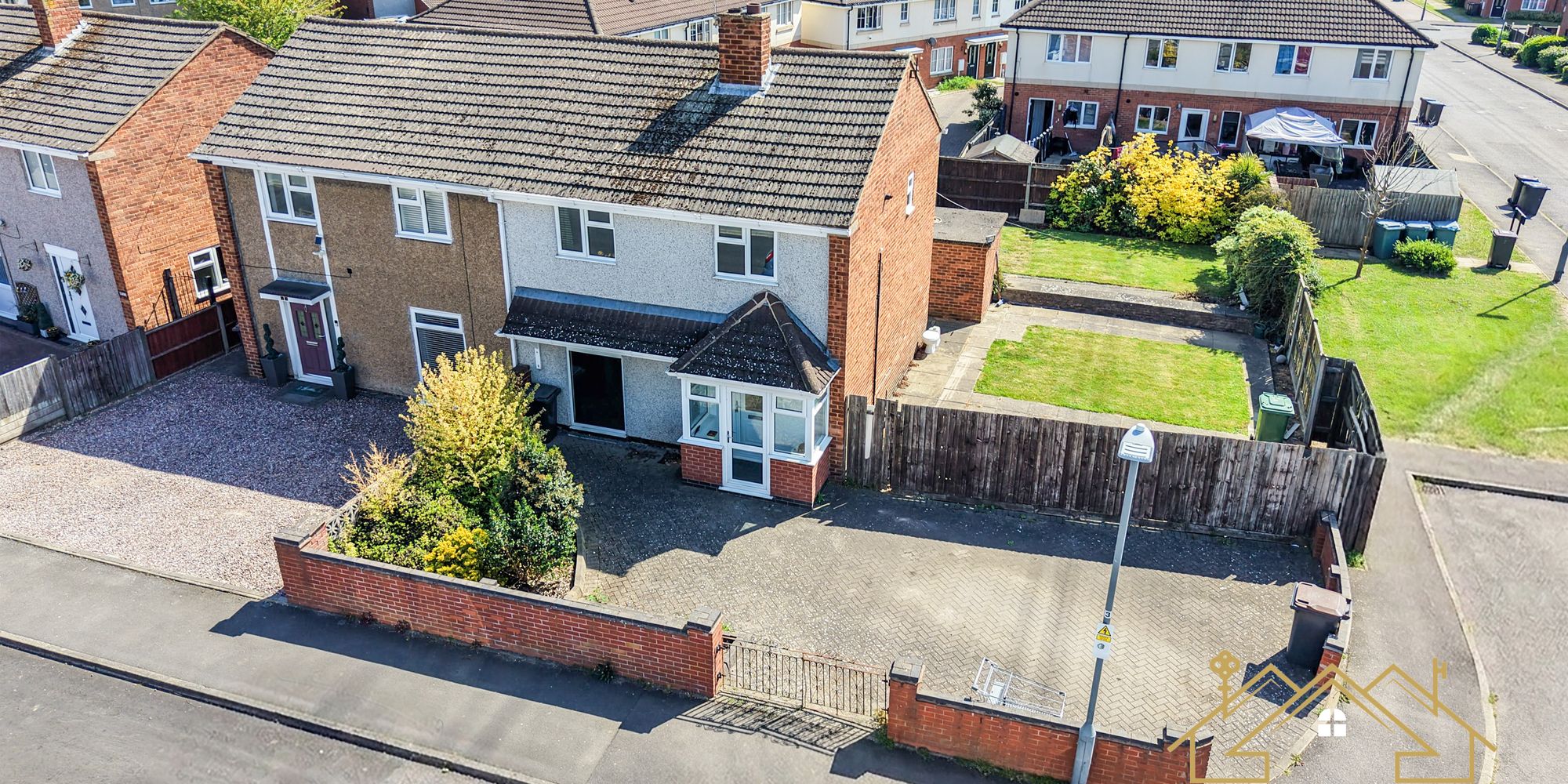 15 Raynor Crescent, BEDWORTH, CV12 0ET