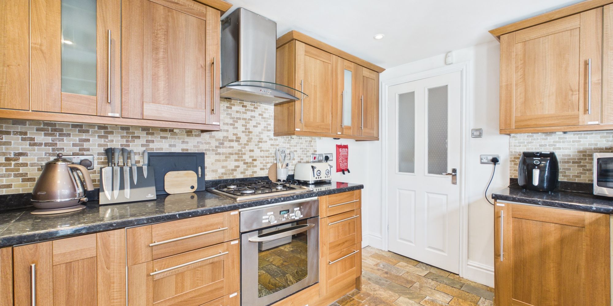 Hoole Lane, Hoole, CH2