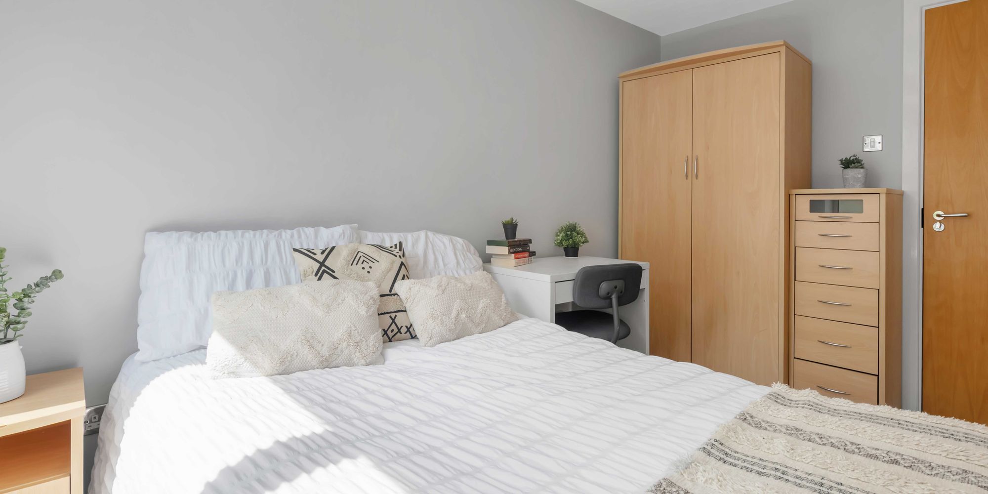 image representing Derby Road, Nottingham, NG1