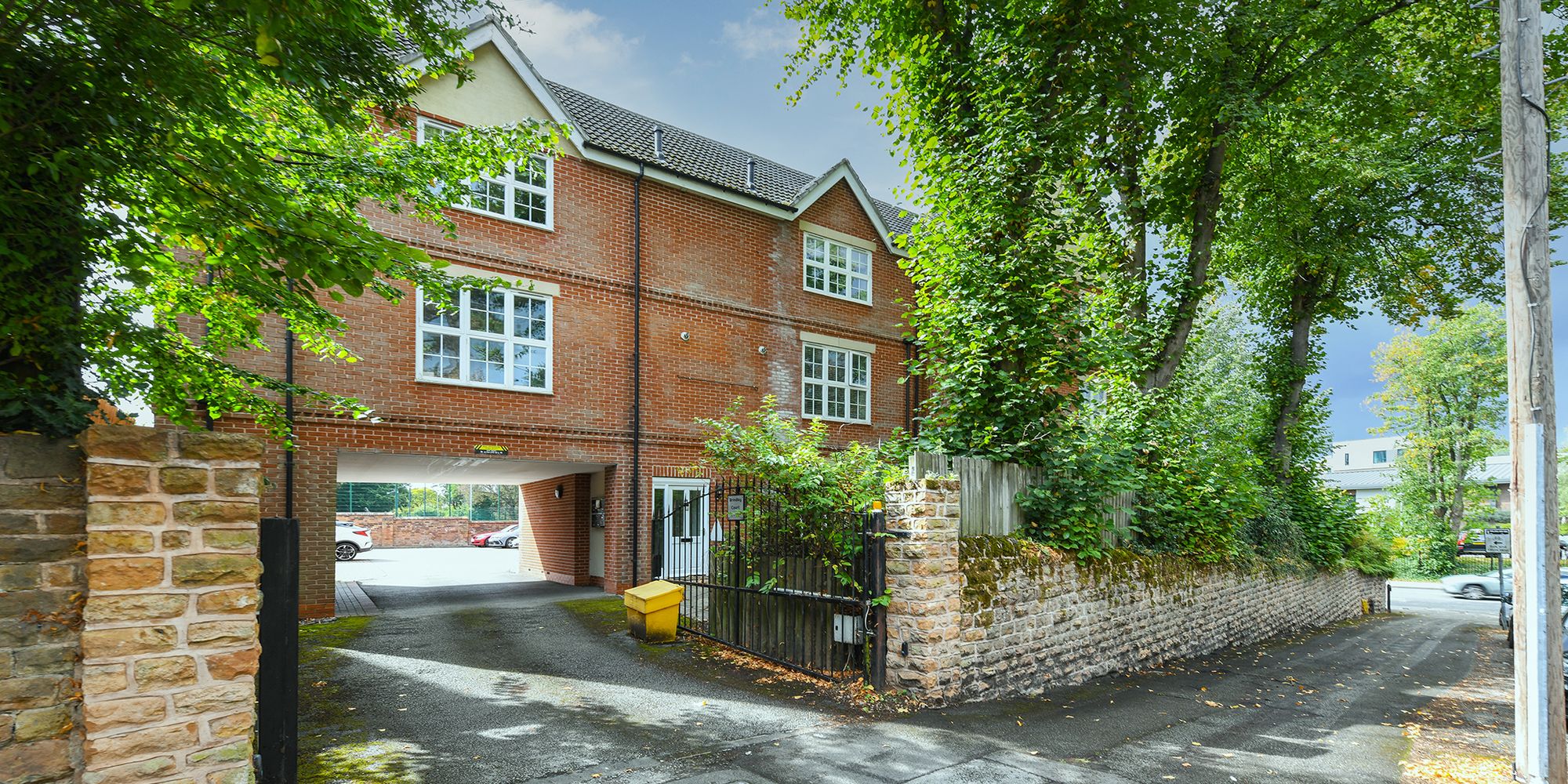image representing Egerton Road, Woodthorpe, NG5
