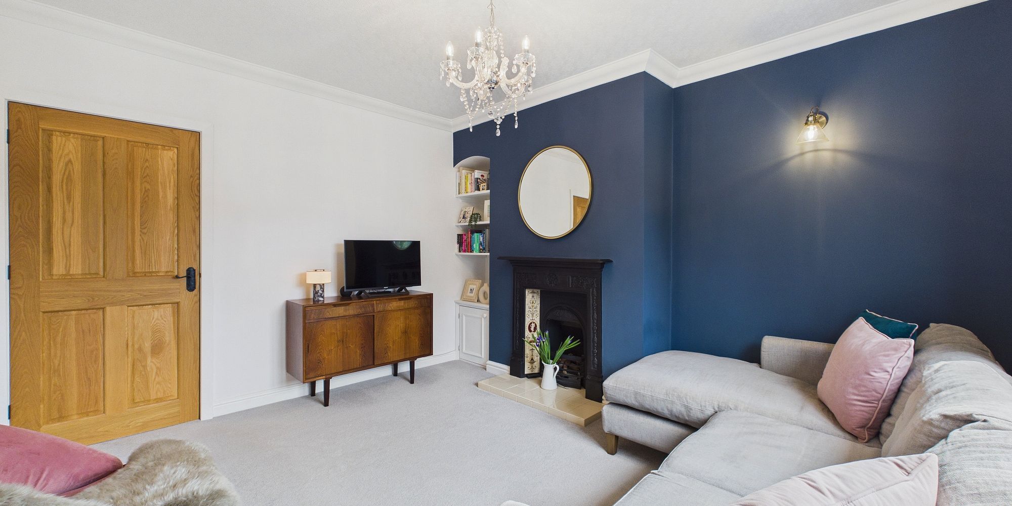 Caughall Road, Upton, CH2