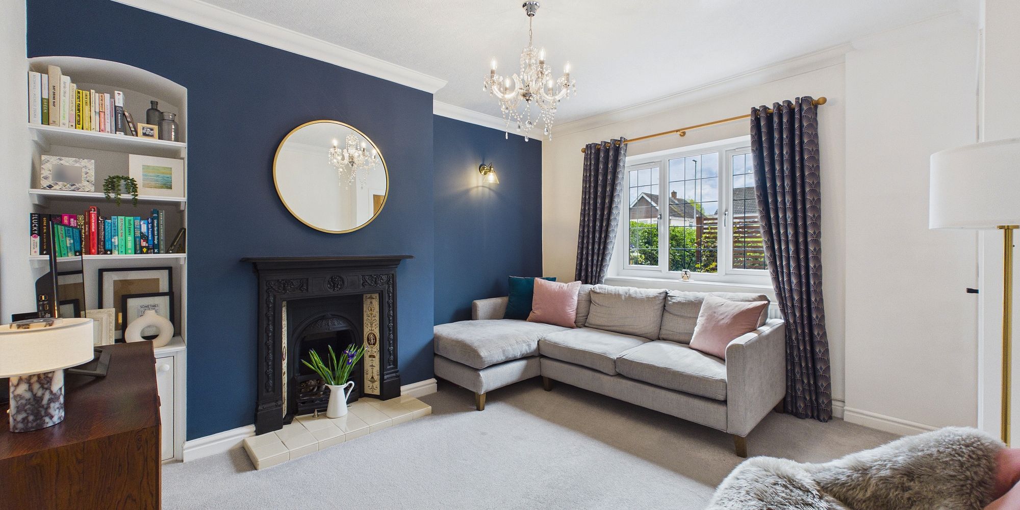 Caughall Road, Upton, CH2