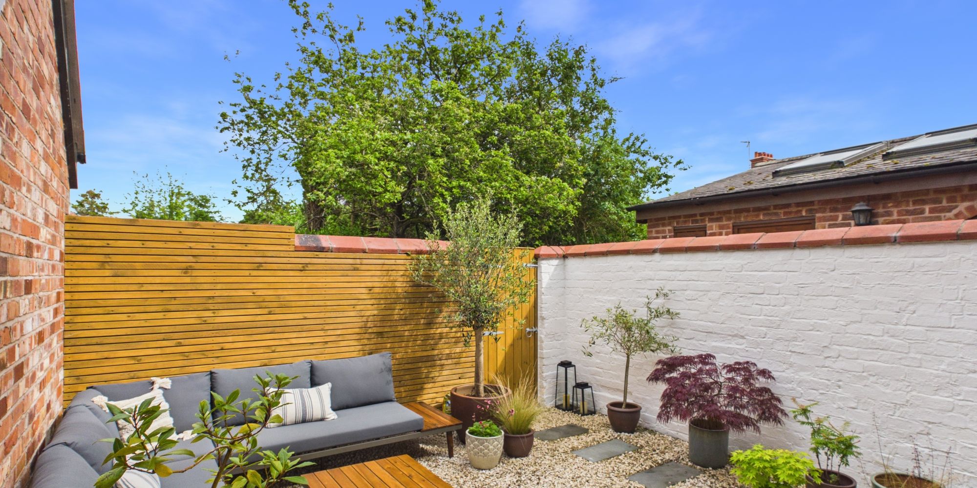 Caughall Road, Upton, CH2