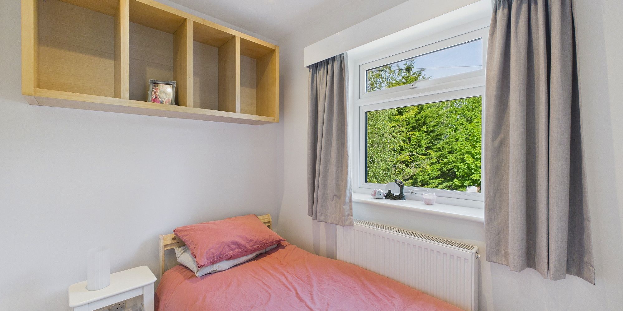 Tarvin Road, Littleton, CH3
