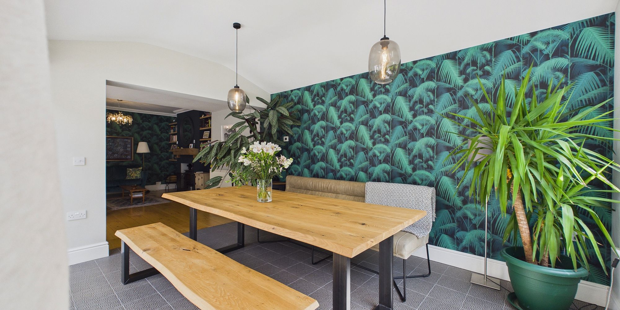 Tarvin Road, Littleton, CH3