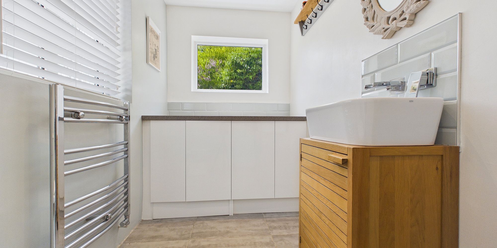 Tarvin Road, Littleton, CH3