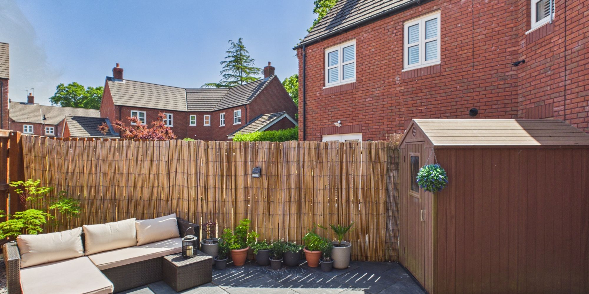Ross Avenue, Upton, CH2