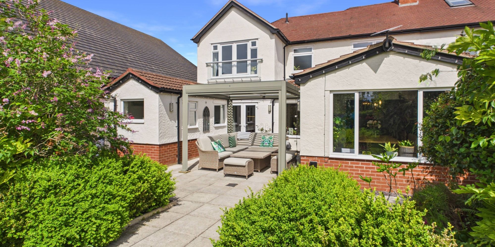 Tarvin Road, Littleton, CH3