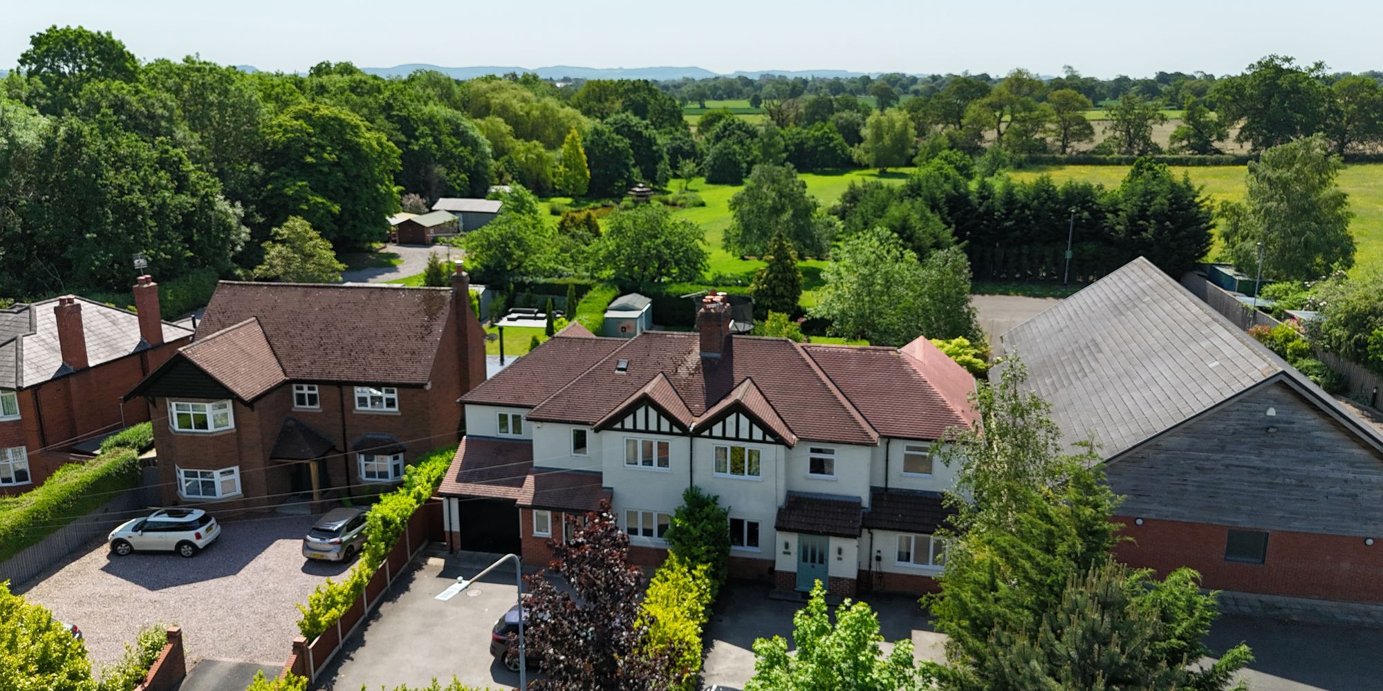 Tarvin Road, Littleton, CH3
