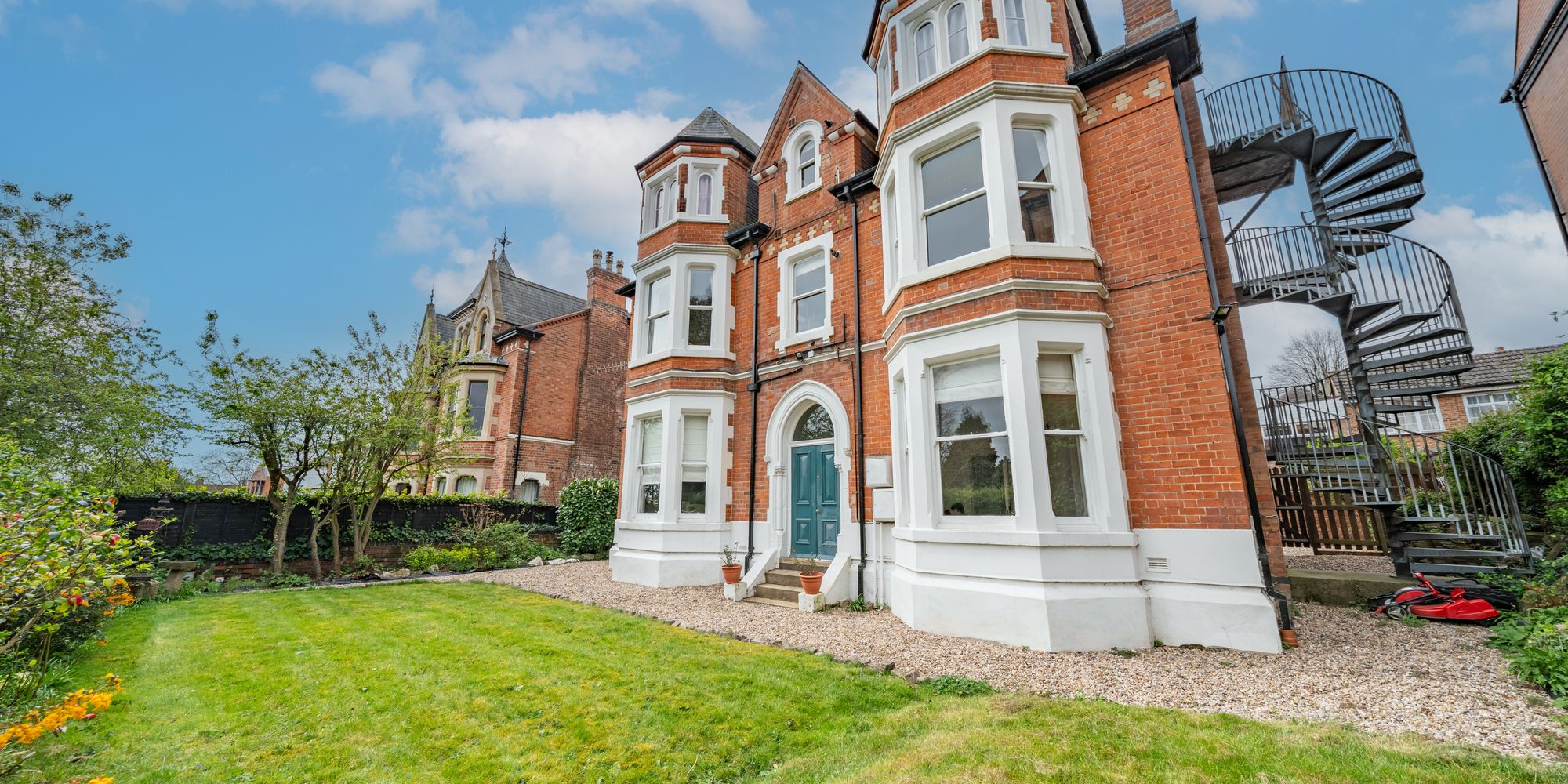image representing Lenton Avenue, Nottingham, NG7