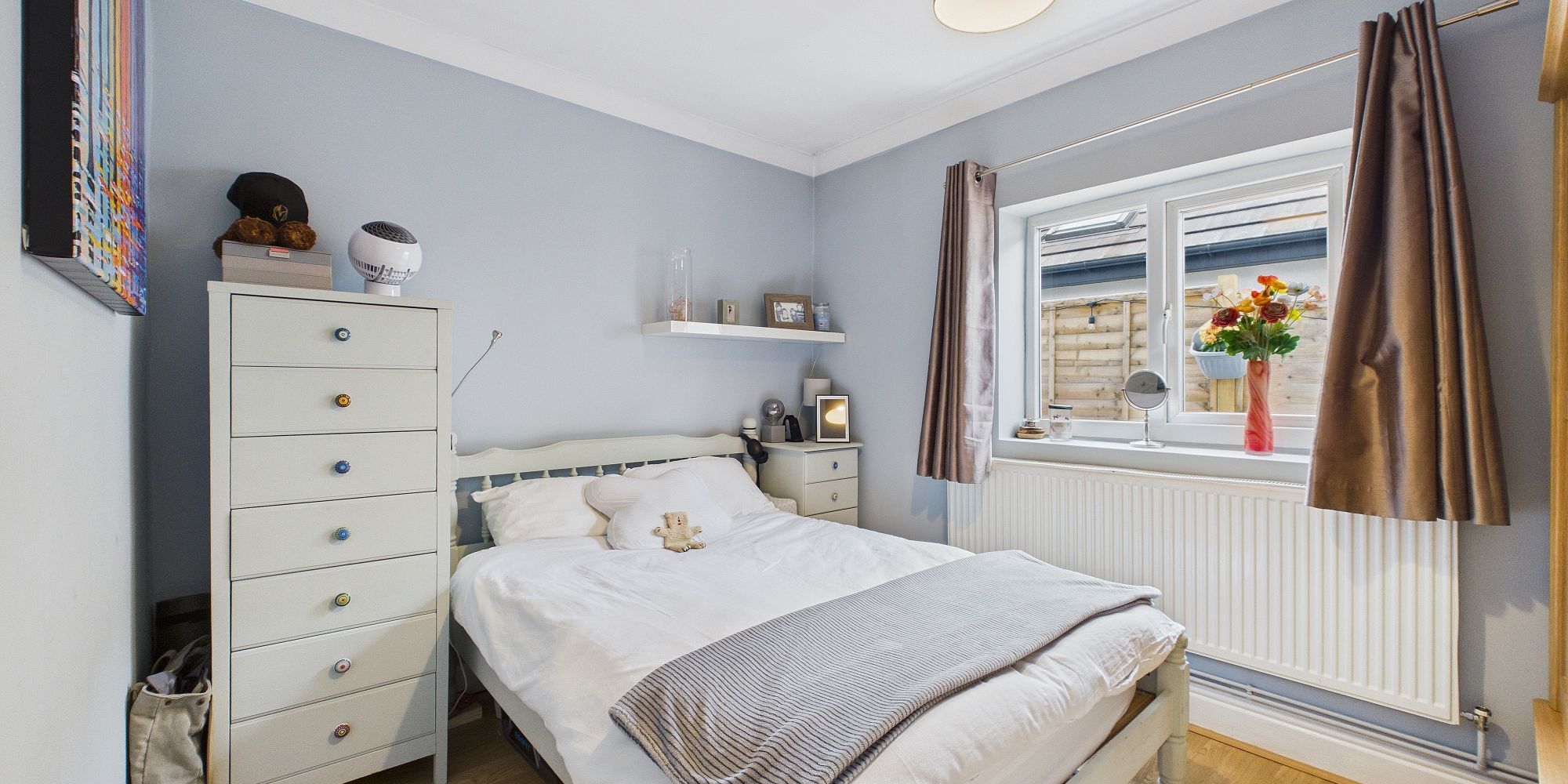 Oakfield Avenue, Upton, CH2