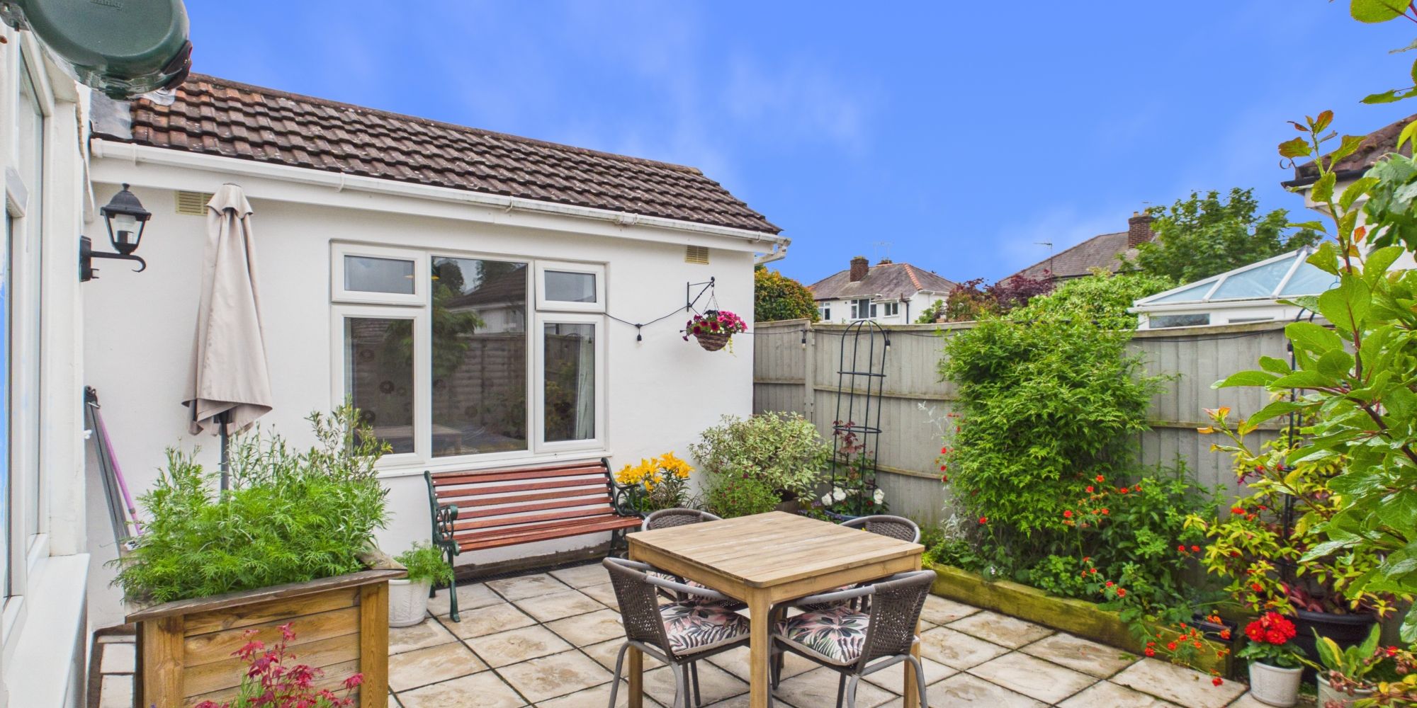 Oakfield Avenue, Upton, CH2
