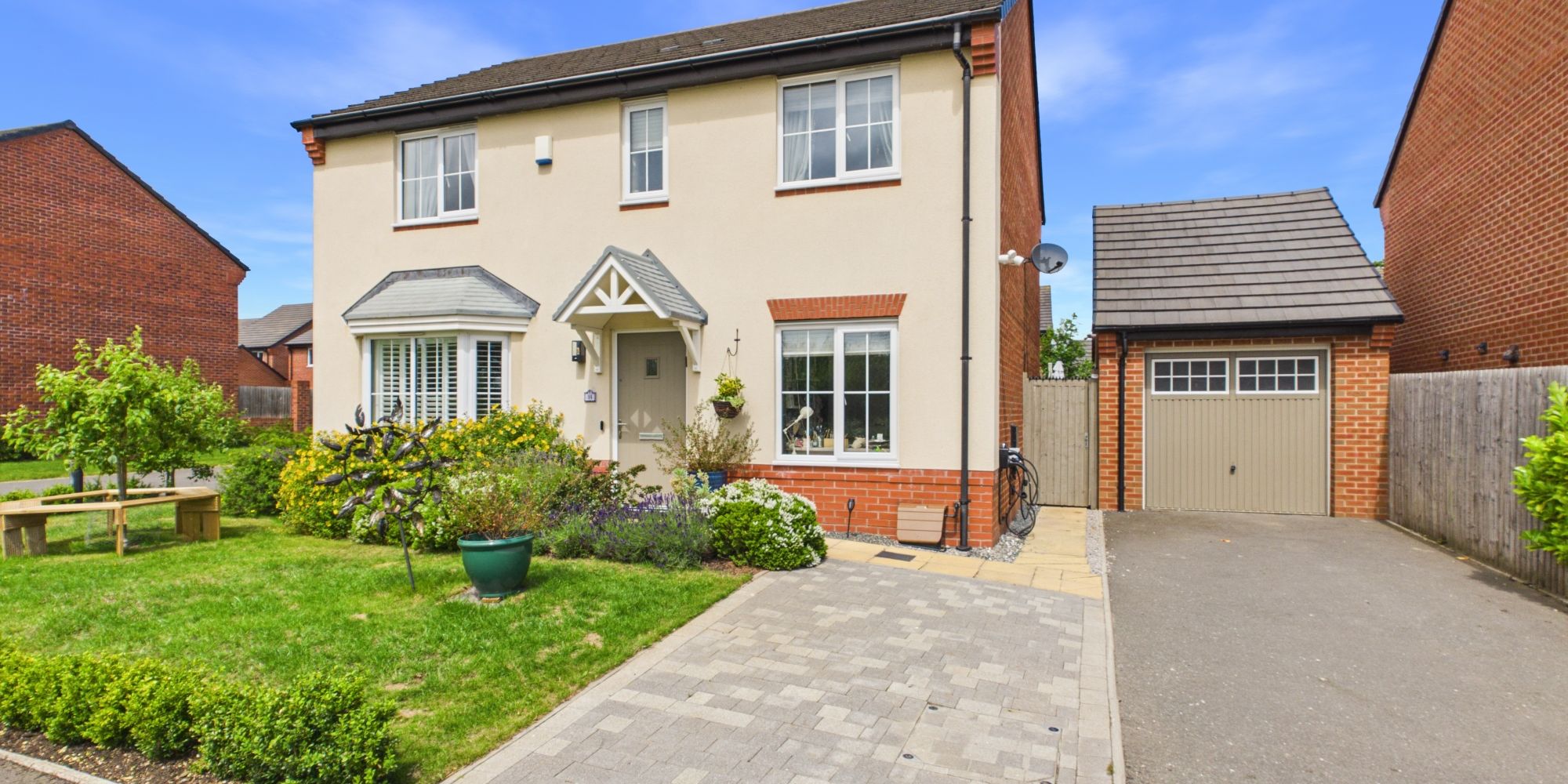 Harlequin Close, Farndon, CH3