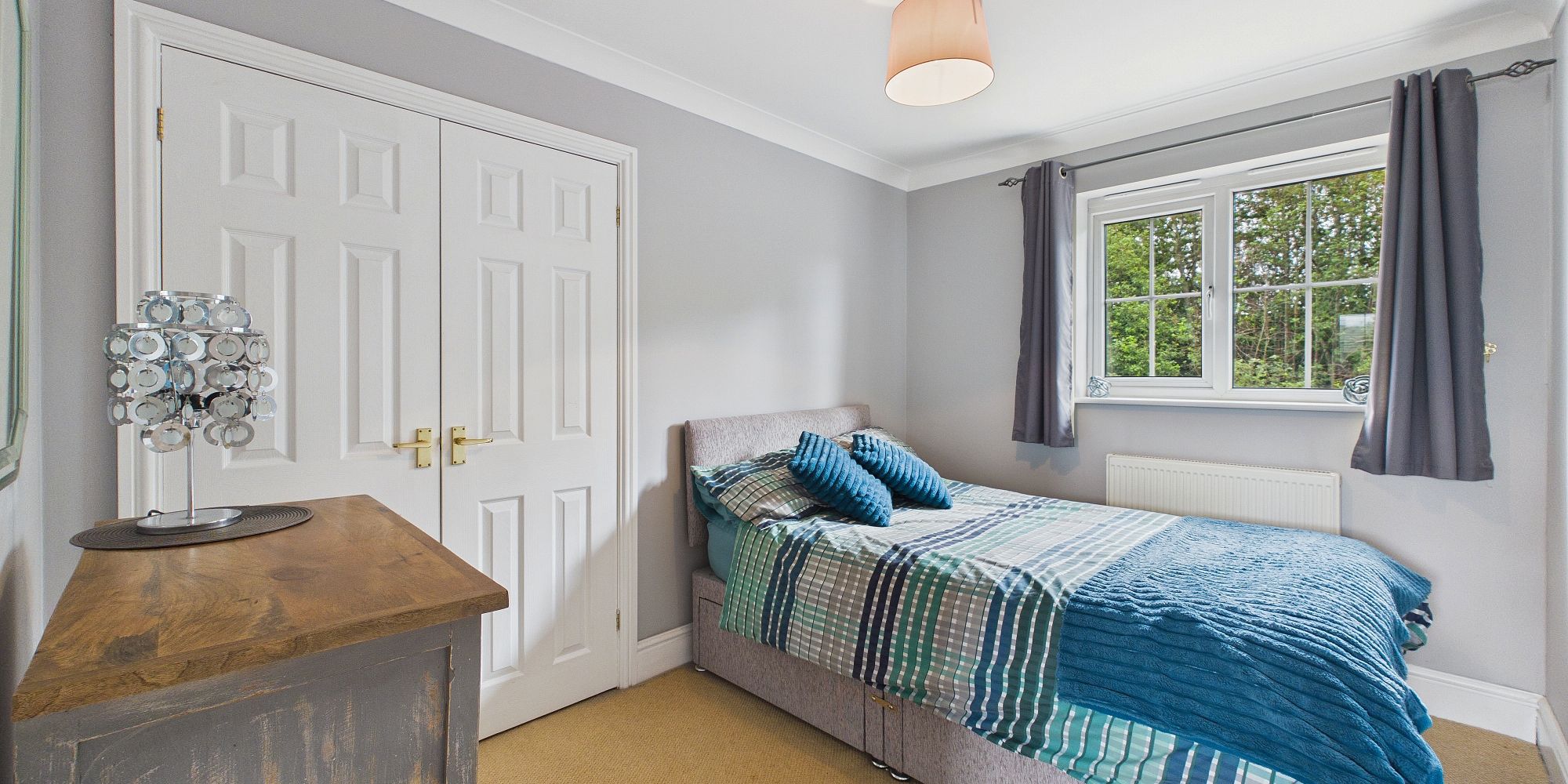 Chester Road, Broughton, CH4
